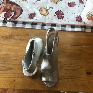 Silver open toe heals, bundle 3 $10 items for $20